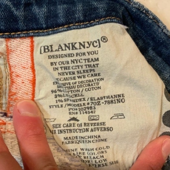 BlankNYC Embroidered Astor Jean Shorts!! LIKE NEW CONDITION!!! - Picture 15 of 15